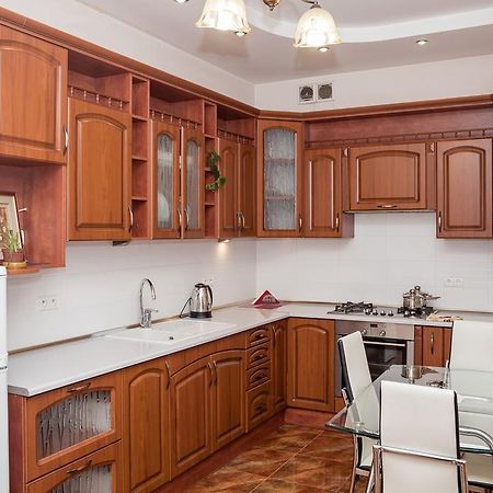 Ferienwohnung Dorosh Apartamet Lemberg Exterior foto